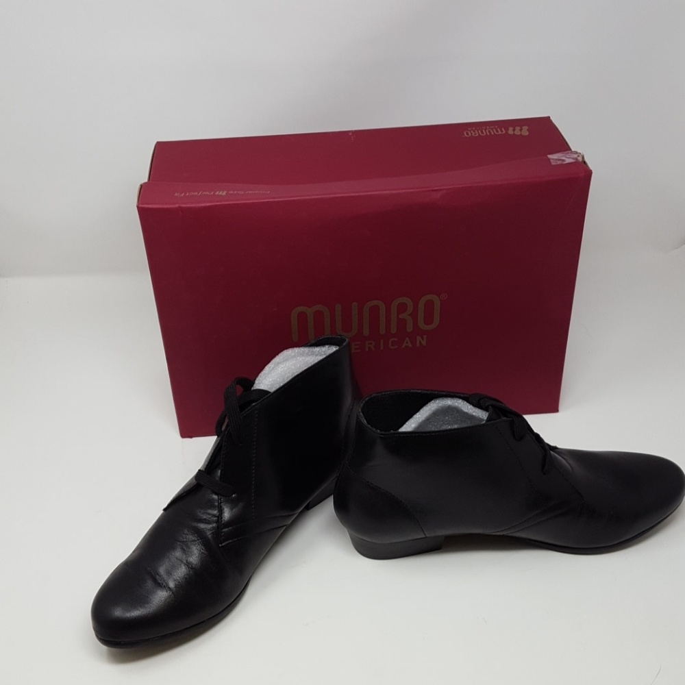 Munroe American Sloane Black Kid boots
